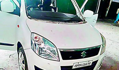 हाइवे पर फिल्मी स्टाइल में युवा अभिभाषक को लूटा