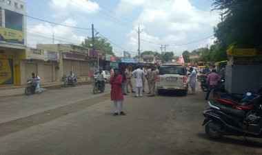 नगर पालिका चुनाव: वार्ड 3 में प्रलोभन, पुलिस ने बंद करवा दी दुकान